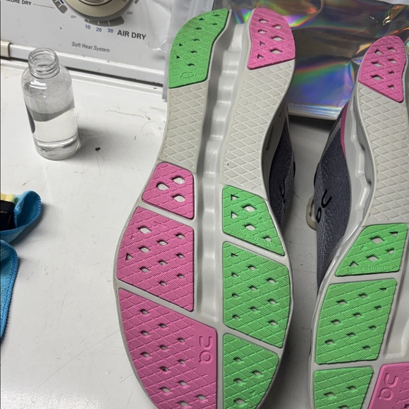 On Running mens Sneakers in Gray, Pink, and Green - Picture 8 of 9